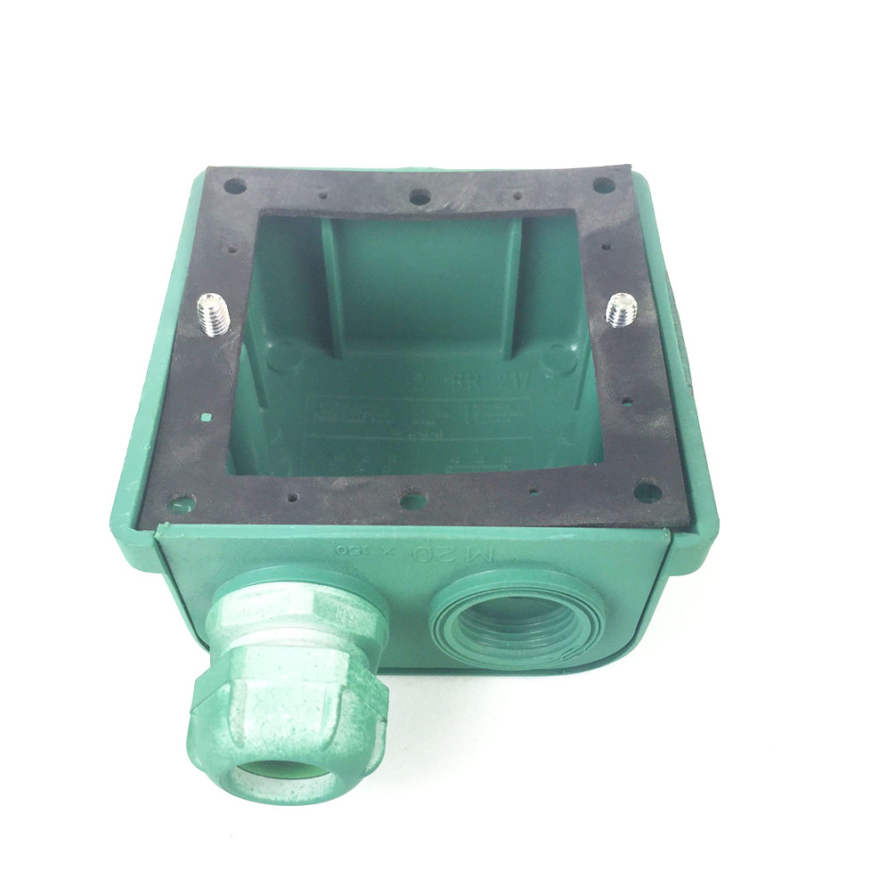 T. BOX LS80-112 3PH PLASTIC