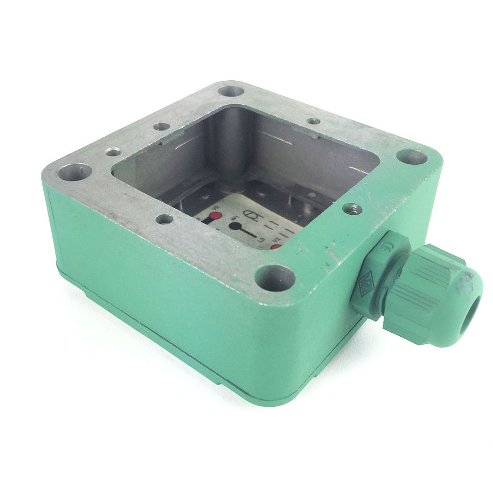 LS63/71 PLASTIC TERMINAL BOX